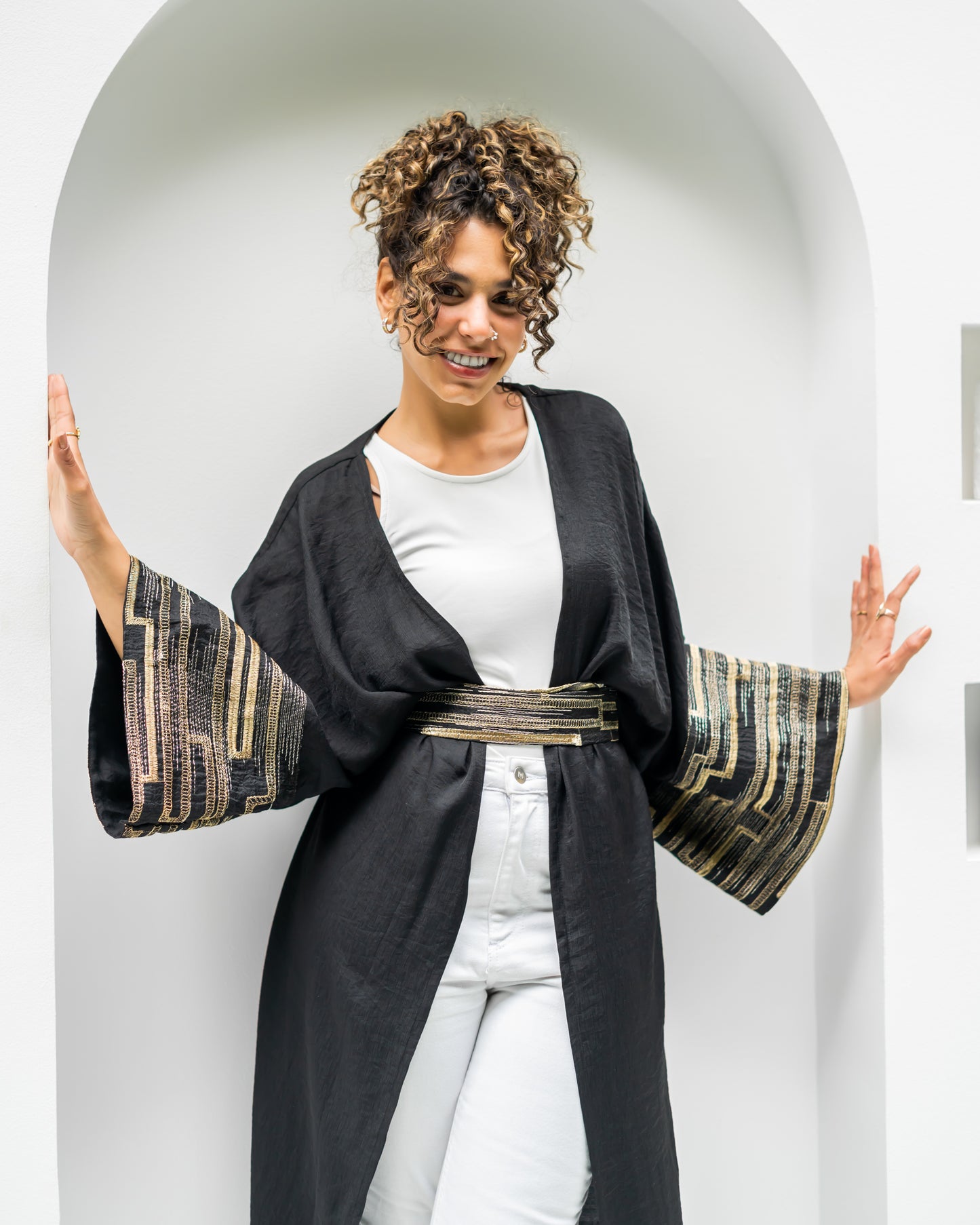Women - The Black Kaftan