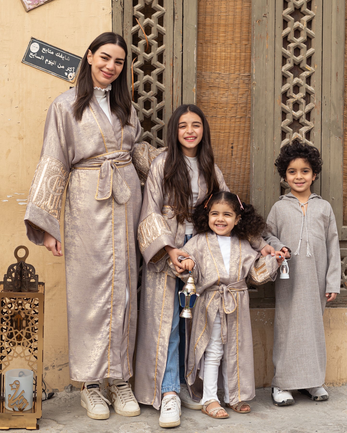 Women - Jamila