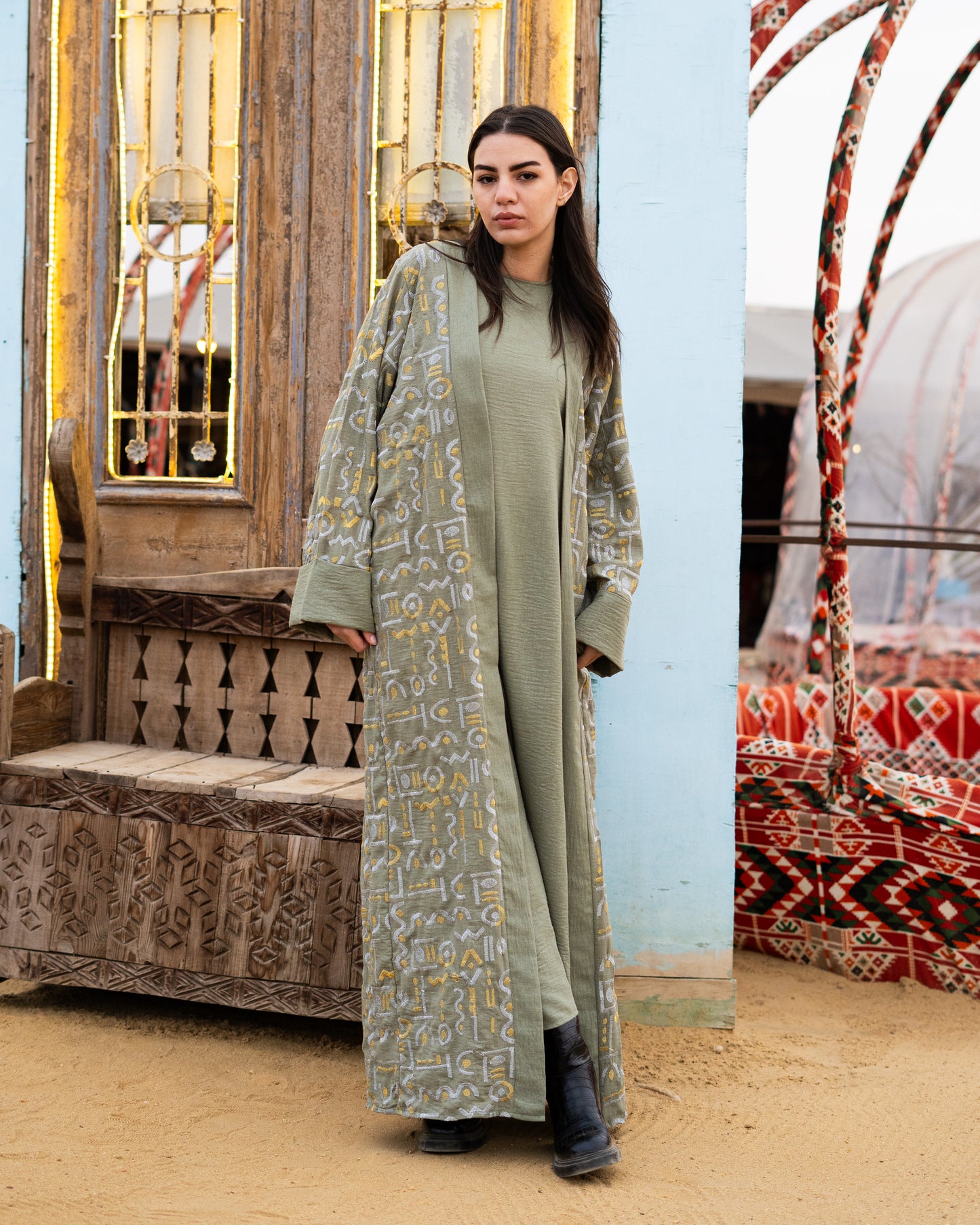 Women - Qamar